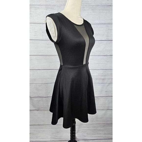 LuLu's Peek Chic Cutout Dress Black Size Small - Picture 9 of 13